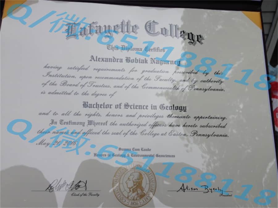 本特利大学Bentley University 阿斯隆理工学院毕业证样本|文凭参考|学位证|学校概况